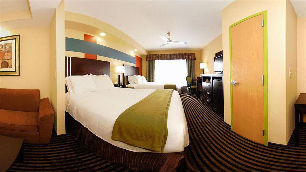 Holiday Inn Express Hotel & Suites La Place By Ihg Exterior photo