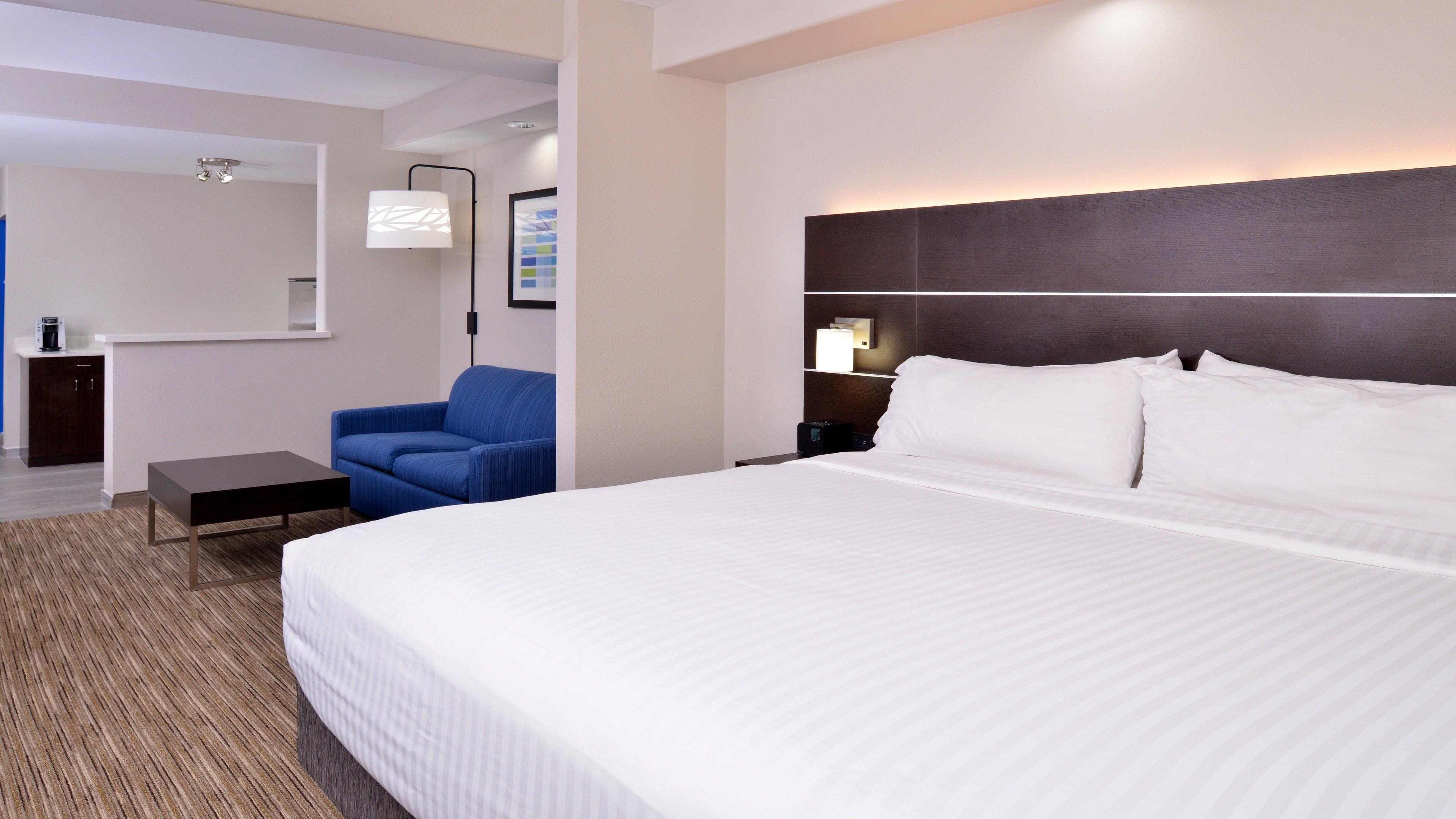 Holiday Inn Express Hotel & Suites La Place By Ihg Exterior photo