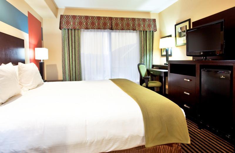 Holiday Inn Express Hotel & Suites La Place By Ihg Exterior photo